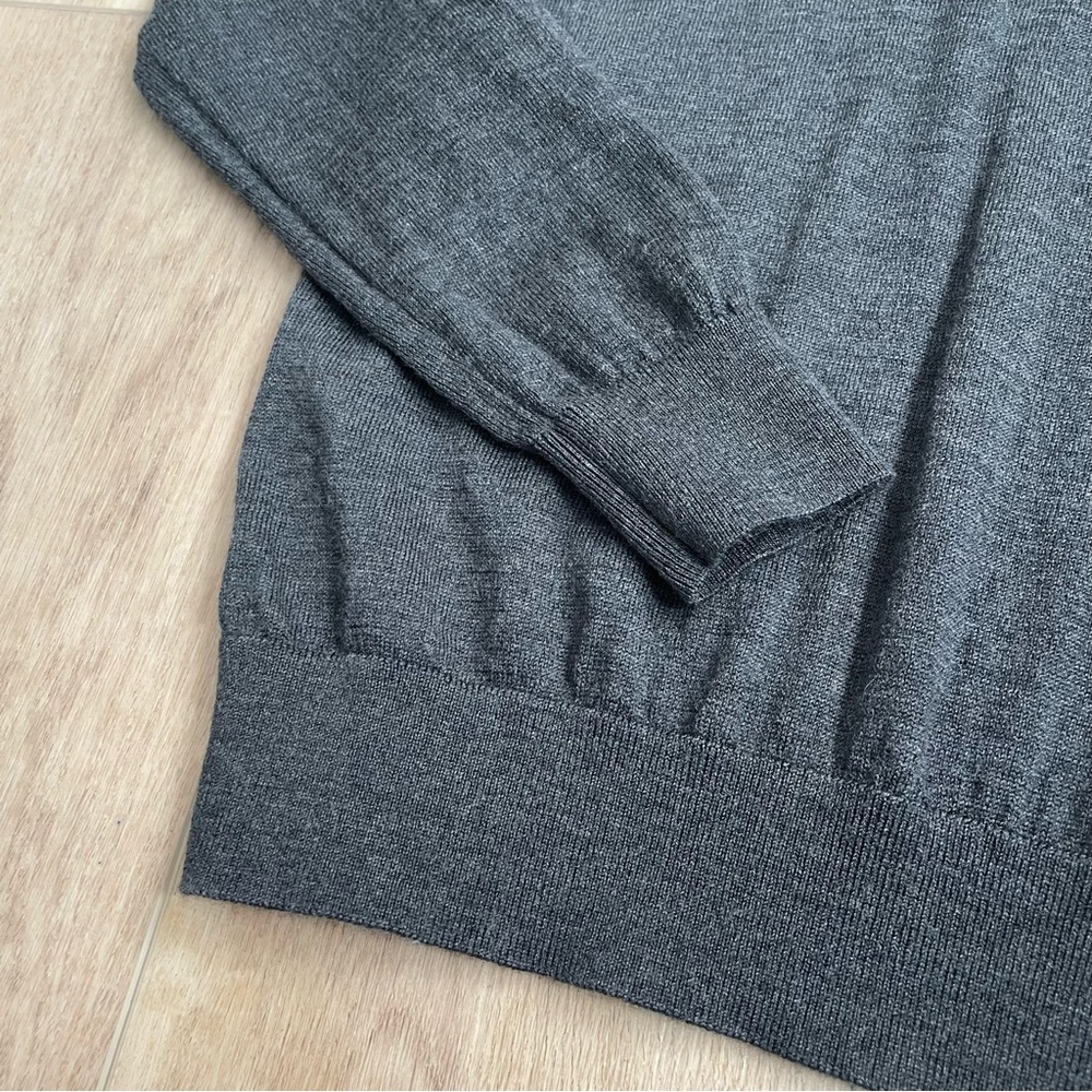 Banana Republic Merino Wool Sweater - Picture 6 of 12